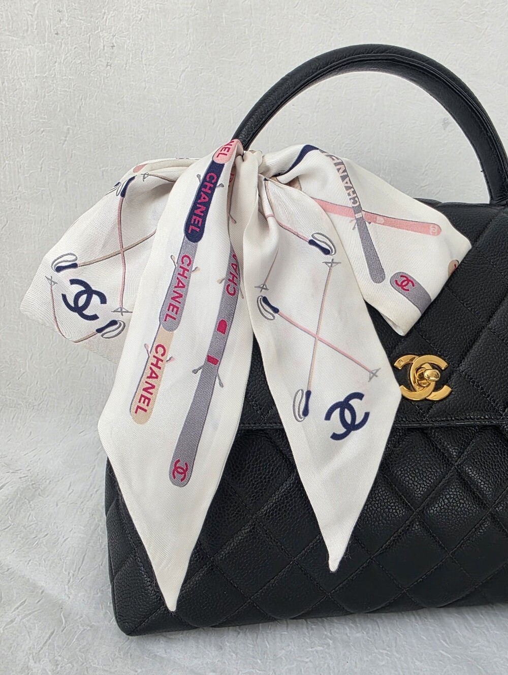 Auth CHANEL CC Skiing Silk Twilly